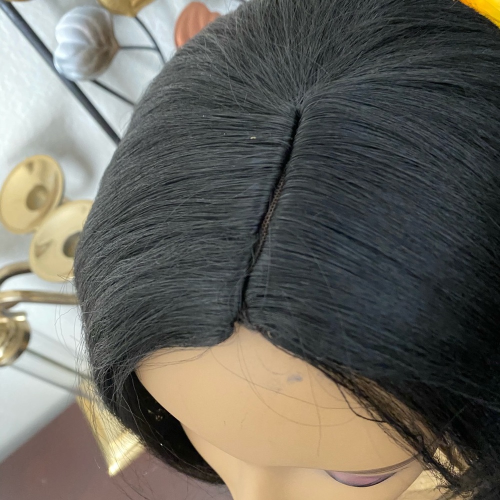 Short bob - Picture 7 of 9